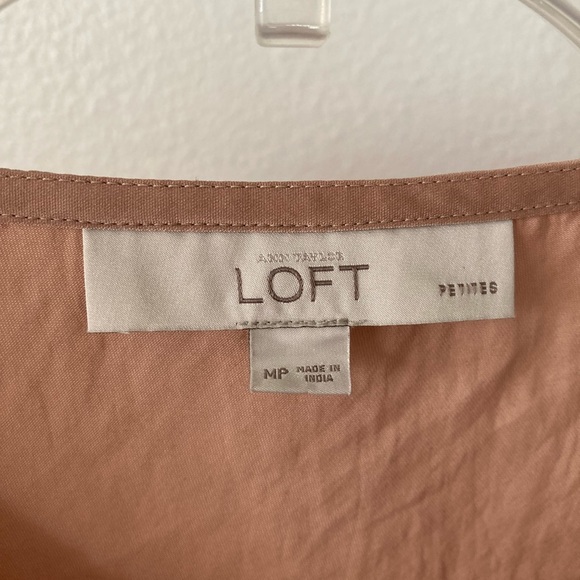 Loft Short Sleeves Top Brown Tan Medium Petite Trendy Top - Picture 3 of 5